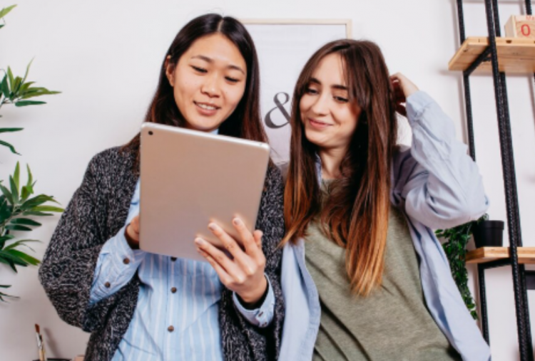 Happy New Year! Ini 40 Resolusi 2026 Cocok untuk Karyawan Gen Z: Deadline Jalan, Mental Aman