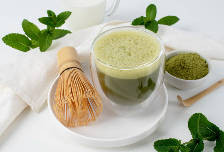 8 Efek Samping Konsumsi Matcha Secara Berlebihan