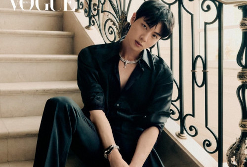 Jin BTS Memukau di Sampul Vogue Korea, Buktikan Julukan Worldwide Handsome 