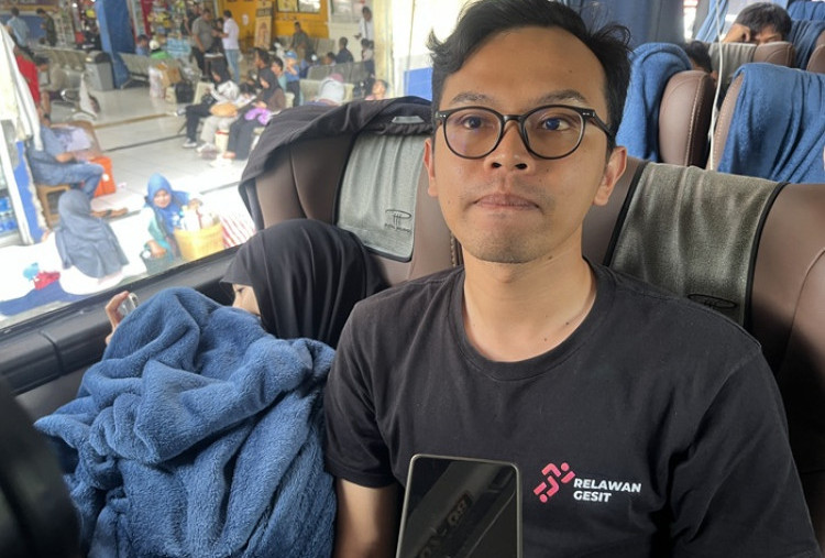 Saat Arus Mudik Mengalir, Indra dari Bogor Justru Bergerak ke Aceh Antar Bantuan Banjir