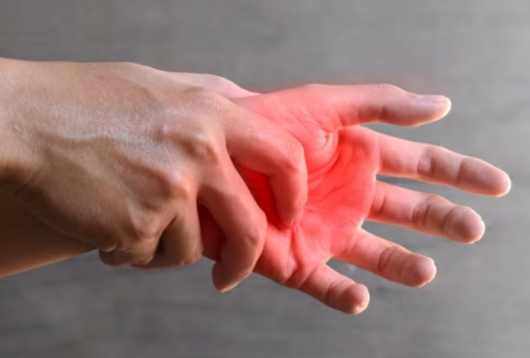 Arti Telapak Tangan Kiri Merasa Gatal, Benarkah Mau Dapat Uang? 