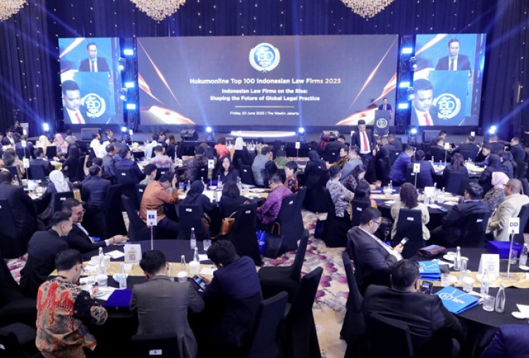 Ratusan Kantor Hukum Raih Penghargaan Top 100 Indonesian Law Firms dari Hukumonline