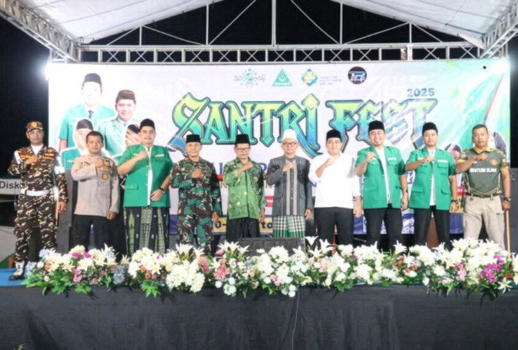 DPRD Gresik Dorong Pesantren Melek Teknologi Hadapi Era Digital: Cara Dakwah Harus Melek Digital