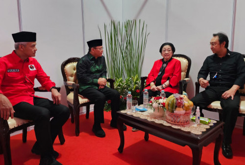 Disambut Elite Partai, Ganjar Pranowo Hadiri Acara Puncak Peringatan Bulan Bung Karno