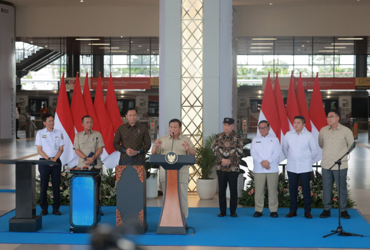 Pemerintah Akan Bangun Kereta Trans-Sumatra, Kalimantan, dan Sulawesi untuk Turunkan Biaya Logistik
