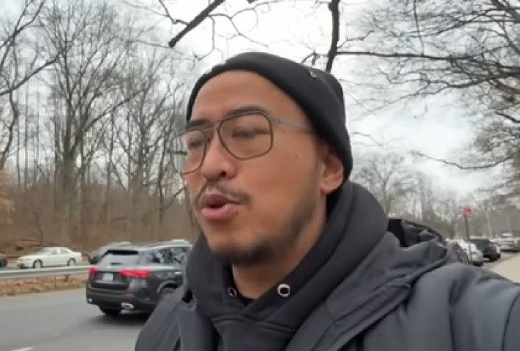 Dicap Anak Abah, Pandji Pragiwaksono Jawab Kenapa Anies Baswedan Gak Dibahas di Mens Rea