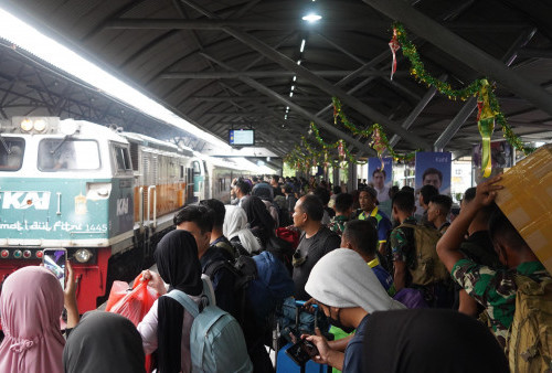 Pemudik di Stasiun Gubeng dan Stasiun Pasar Turi Surabaya Mulai Landai