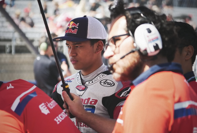 Ledakan Veda Ega di Moto3 Prancis 2026: Pangkas 1 Detik di Le Mans, Lolos Q2 Bakal Guncang Kualifikasi