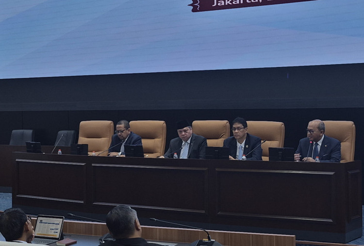 IHSG Masih Berdarah Meski BUMN Khusus Ekspor Dibentuk, Ini Kata Purbaya