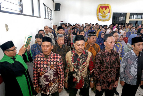 Tugas Lebih Berat: KPU Surabaya Lantik 155 PPK untuk Pilkada 2024