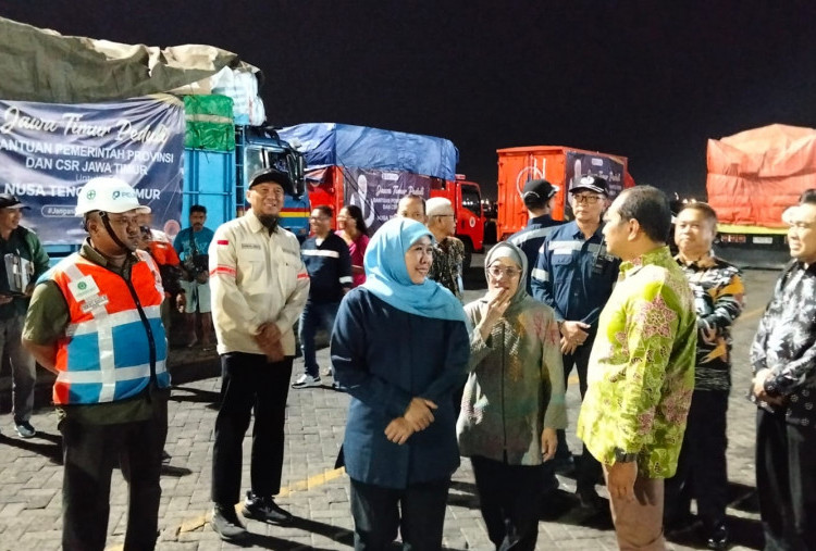 Pemprov Jatim Kirim Bantuan Seberat 64 Ton untuk Korban Gempa NTT, Khofifah Menyusul 23 Agustus 