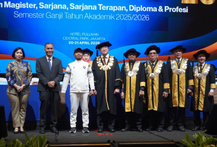 Universitas Esa Unggul Wisuda 1.343 Lulusan, Perkuat Posisi sebagai Perguruan Tinggi Bertaraf Global