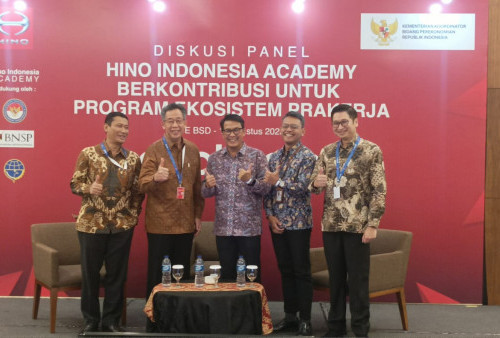 Hino Indonesia Academy Perkuat Pembekalan Prakerja Lewat Pelatihan Mengemudi Truk dan Bus 