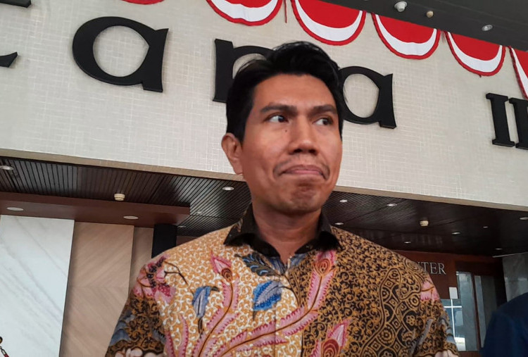 DPR Dukung Pemerintah Setop Rekrutmen Honorer, Bahtra Banong Soroti Timses Kepala Daerah