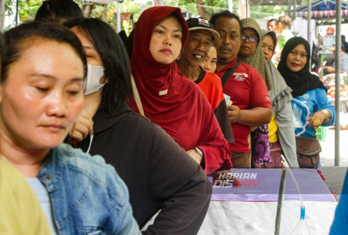 Pasar Murah di Rusun Surabaya