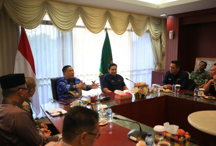 Perkuat Sinergi Ekonomi, Manajemen Baru PT Agrinas Palma Nusantara Menghadap Plt Gubernur Riau