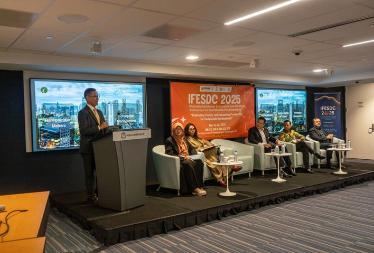 PNM Tegaskan Komitmen Wujudkan Keuangan Syariah Berkelanjutan Lewat Program Mekaar