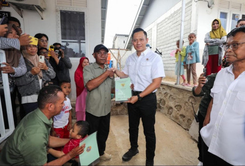 Besok! Jokowi dan AHY Bakal Serahkan 10.323 Sertifikat Tanah Elektronik di Banyuwangi