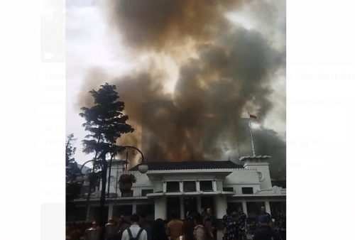 Balai Kota Bandung Kebakaran, Pemkot: Korban Tidak Ada, Hanya Dokumen