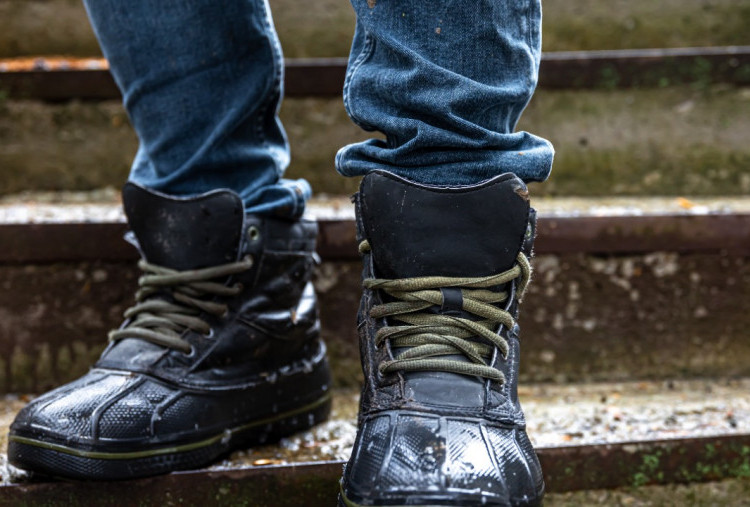 4 Short Boots untuk Mudik, Stylish dan Lindungi Kaki di Perjalanan