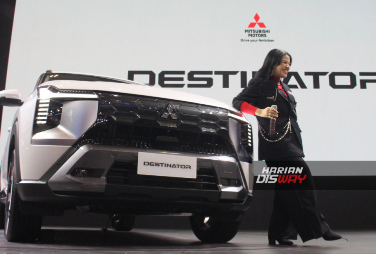 MMKSI Serahkan All New Mitsubishi Destinator kepada 50 Konsumen Pertama di GIIAS 2025
