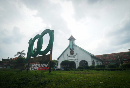 Kondisi bangunan Cagar Budaya yang memiliki nilai historis tinggi, RS Darmo Surabaya, Jawa Timur, Kamis (19/1/2023) yang masih terlihat terawat di usianya yang ke 102 Tahun. Rumah Sakit Darmo Surabaya, Jawa Timur terus berkomitmen meningkatkan pelayanan berkualitas prima di bidang kesehatan dan didukung oleh teknologi medis moderen seperti Thulep, ERCP, ESWL, Endoscopy, Laparoscopy, Hemodialisis, dan CT Scan. Tak hanya itu saat memasuki usia ke-102 tahun, RS Darmo dilengkapi emergency unit, ruang rawat inap, rawat jalan umum, rawat jalan anak, fisioterapi hingga laboratorium yang siap mendukung proses penyembuhan pasien.