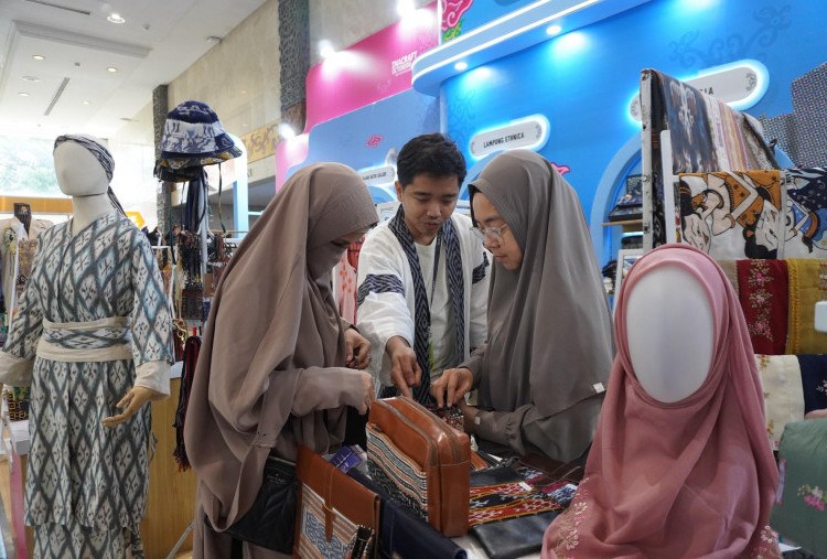 UMKM Binaan Pertamina Raup Transaksi Rp 1,2 M di Hari Pertama Inacraft 2025