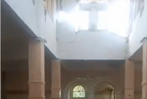 Rusak Berantakan! Video Tembok Masjid di Cianjur Ambruk Usai Diguncang Gempa Bikin Gempar