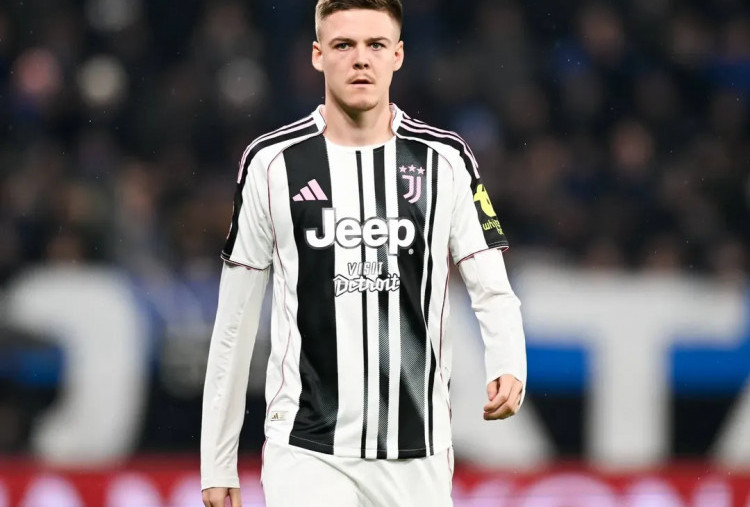 Emil Holm Cedera Otot, Juventus Krisis Bek Kanan Usai Tumbang dari Inter Milan