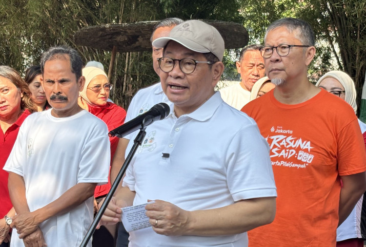Pramono: Pulau Sampah di Muara Angke Dibersihkan dalam Waktu 3 Hari