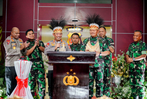 Resmikan Polda Papua Bersama Panglima TNI dan Kepala Staf, Kapolri: Wujud Sinergitas Makin Kokoh