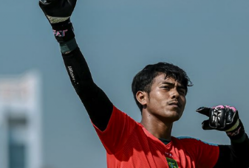 Target Andhika Ramadhani Saat Persebaya Lawan Dewa United, Menang dan Clean Sheet Lagi! 