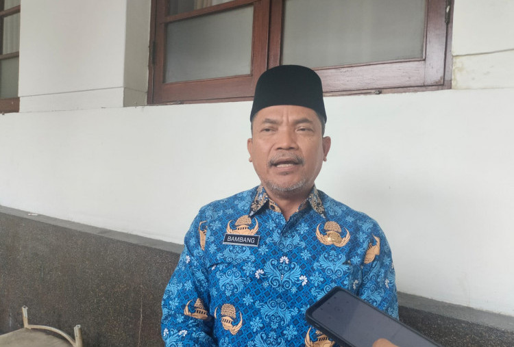 Satpol PP Bandung Awasi Pedagang Hewan Kurban, Dilarang Jualan di Trotoar dan Taman