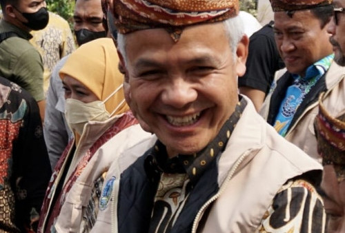 Ganjar Pranowo Capres PDIP, Tapi Elektabilitas Prabowo Lebih Unggul  