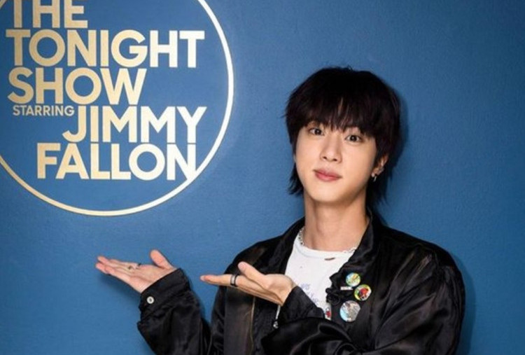 Momen Terngakak Jin BTS di Talkshow Jimmy Fallon: Julukan WWH Sampai Joget Super Tuna   