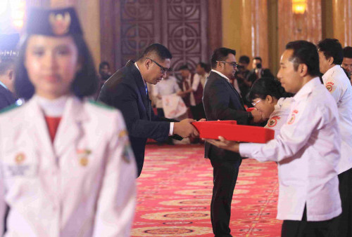 Selain Serahkan Duplikat Bendera Pusaka, BPIP Beri Ini Kepada 38 Kepala Daerah untuk Penguatan Pancasila