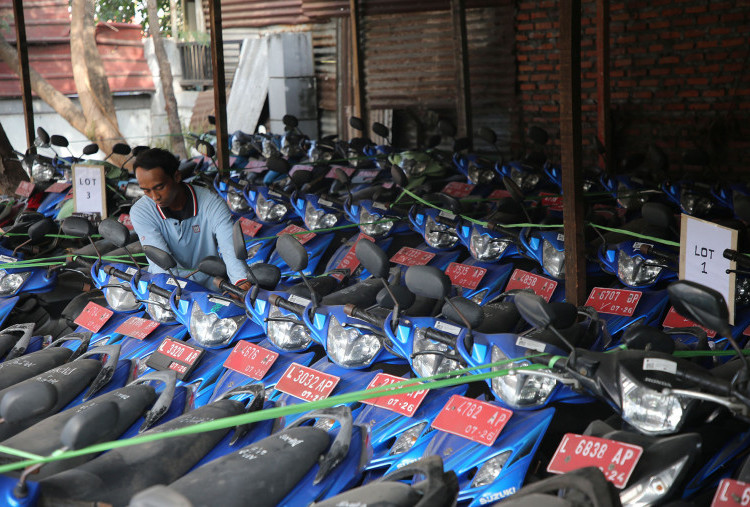 Gaspol! Lelang 74 Kendaraan Dinas Pemkot Surabaya Dibuka, Harga Motor Mulai Rp 500 Ribuan!