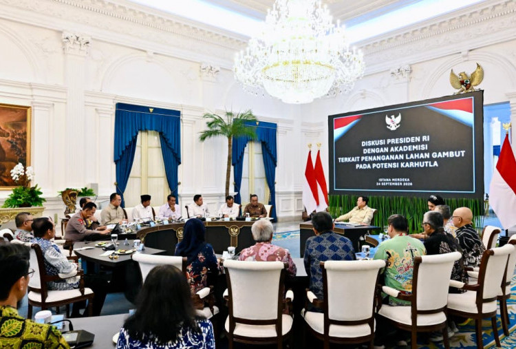 Prabowo Bentuk BPGMN, Libatkan Ilmuwan hingga Masyarakat Cegah Karhutla