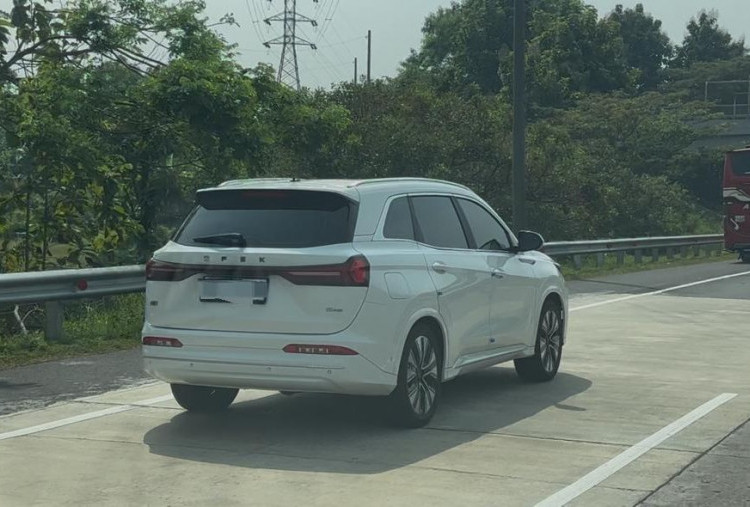 Penampakan Makin Jelas! SUV Misterius DFSK Diduga Segera Meluncur di Indonesia