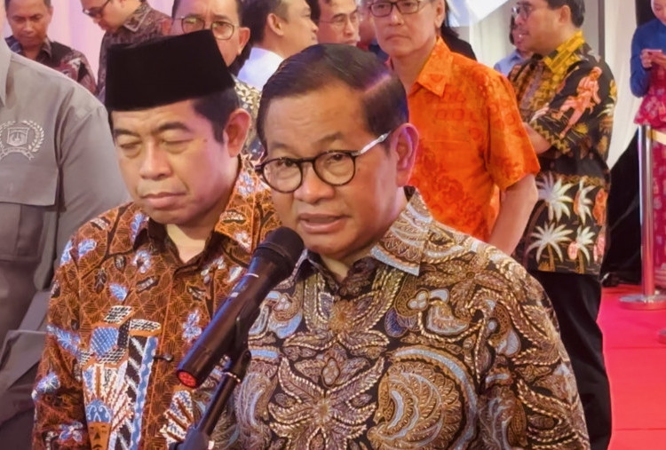 Buruh Demo Lagi di Depan Istana, Pramono Klaim Bukan Protes UMP Jakarta