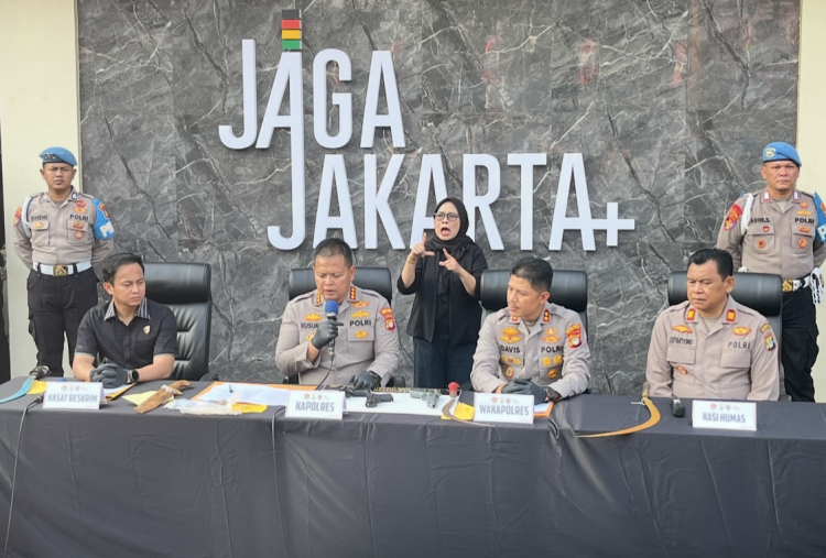 Komplotan Pembobol Toko Sepatu di Bekasi Dibekuk, Polisi Ungkap Sudah Beraksi di 20 Lokasi