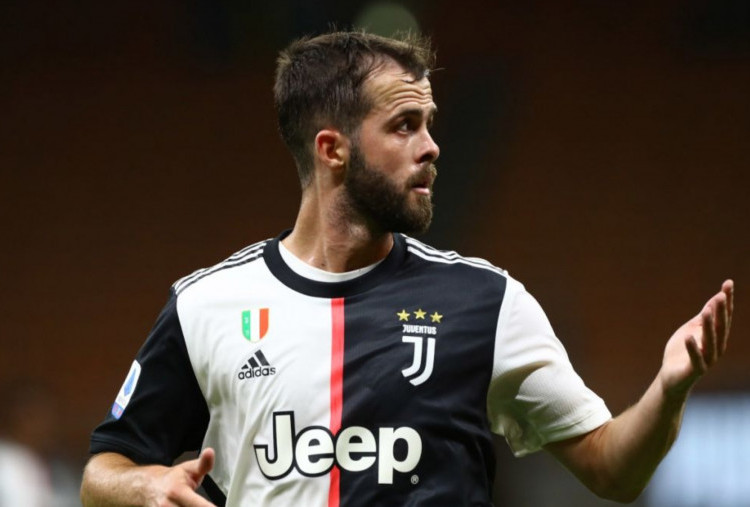 Rumor Kepulangan Pjanic ke Juventus dan Thiago Silva ke AC Milan Menguat, Ternyata Cuma Nostalgia