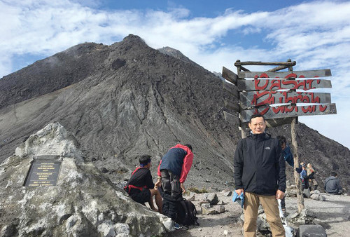 Takeyama Kenichi, Konjen Jepang di Surabaya yang Hobi Naik Gunung (2)