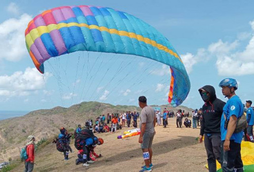 SkyLancing Jadi Panggung 150 Atlet Turnamen Paralayang Piala Panglima TNI 2024