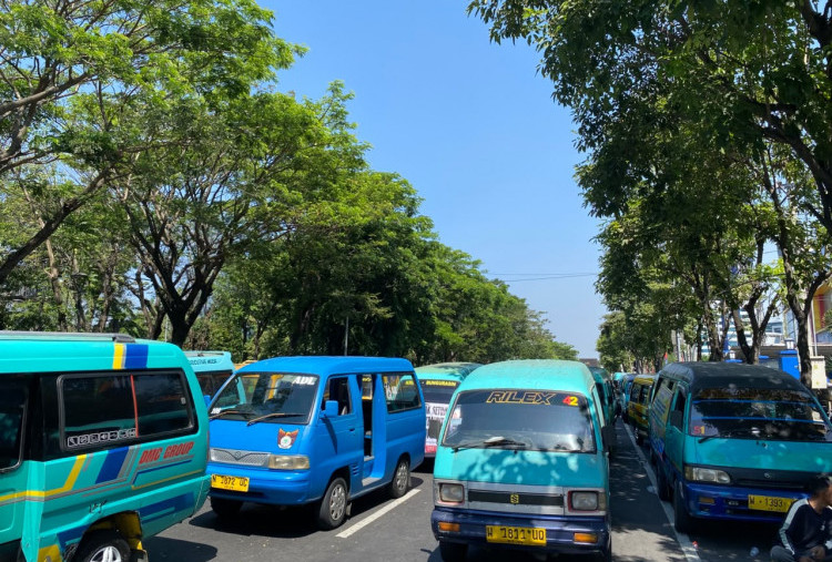 Dishub Jatim Buntu, Tuntutan Sopir Angkot Sidoarjo Soal Halte Medaeng Belum Temukan Solusi