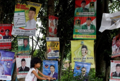 Mayoritas Masyarakat Tak Suka Kampanye Pemilu Lewat Spanduk dan Baliho