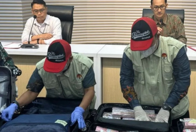 KPK Tahan Budiman Bayu Prasojo Terkait Kasus Suap Impor Barang KW di Kementerian Keuangan