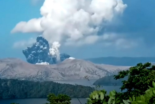 Gunung Taal Filiphina Kembali Meletus, Ribuan Penduduk Diungsikan 