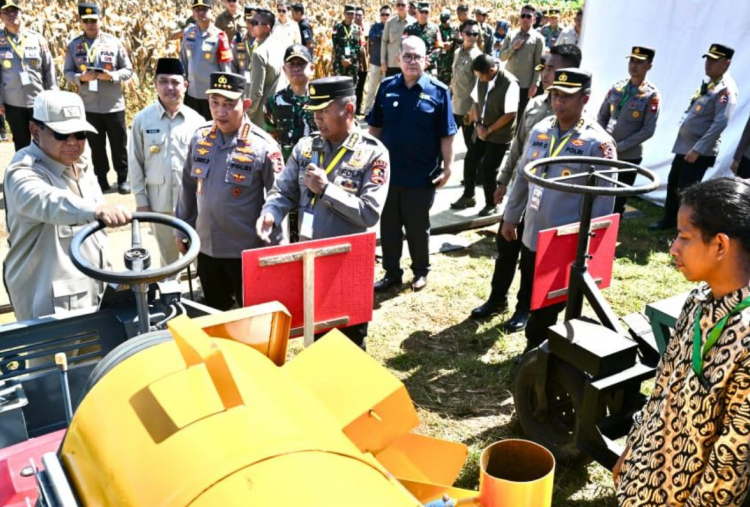 Prabowo Resmikan Panen Raya dan Ekspor Jagung, Apresiasi Inovasi UMKM Bengkayang