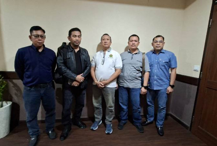 Tim SIRI Kejagung Bekuk DPO Edwin Djoenaedy 